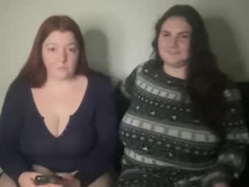 scarletttsinner's chat room