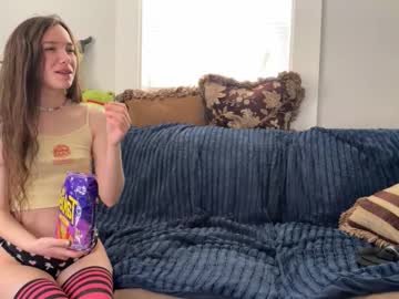 manicpixiedreamfrog's chat room