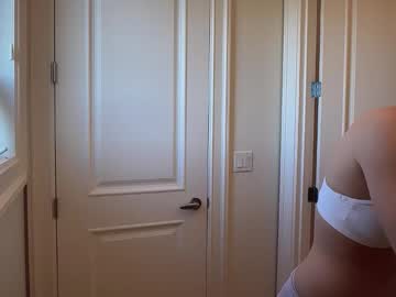 lunarose17's chat room