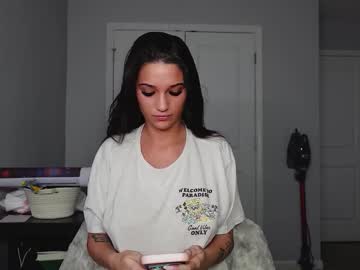 prettygirll23's chat room