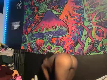 kinkycoupleinteracial's chat room