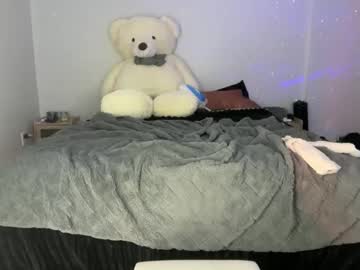 ellieluvs's chat room