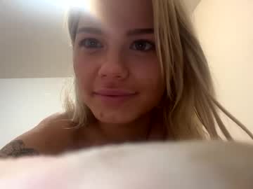 britneycherry08's chat room