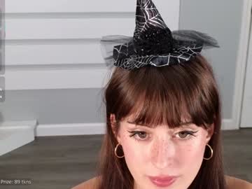 rosiebones's chat room