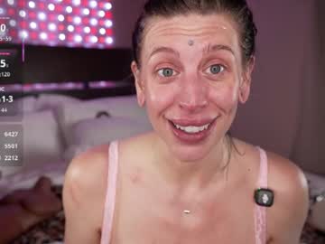 saintjade's chat room