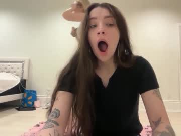 hannahtaylorr's chat room