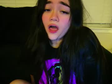 annatigarr's chat room