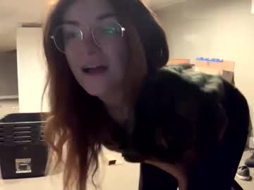 intothewoodswego's chat room