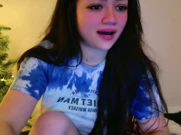 annatigarr's chat room