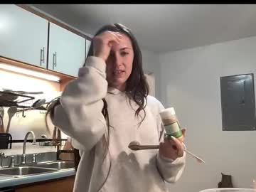 laylahlaylah1's chat room