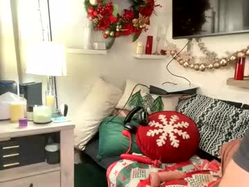 cumguzzlingskank's chat room