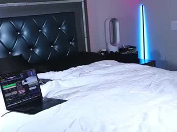 veronicadiazxxx's chat room