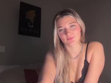 jadejamessecret's chat room