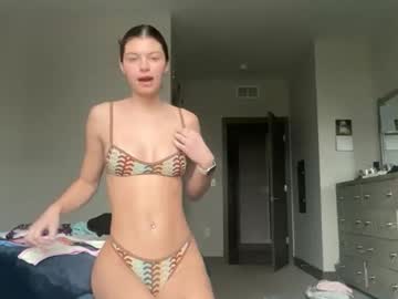 chloecookk's chat room