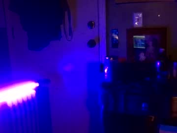 liveblu33's chat room