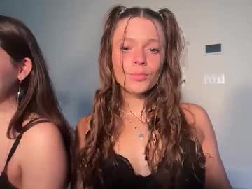 miamoorexo's chat room