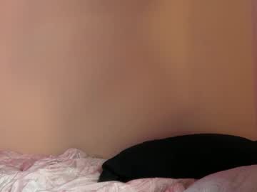 chloeros3e's chat room