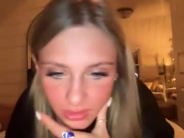 carlybora's chat room