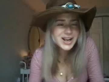 julessummers's chat room