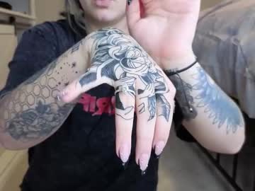 iveyjade33's chat room