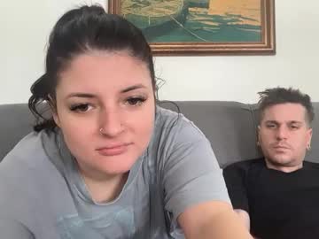 sexycouple41110's chat room