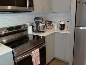 emilyybarely's chat room