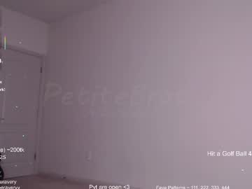 petitebrat's chat room