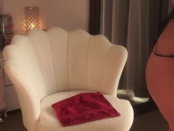 mysticxkitty's chat room