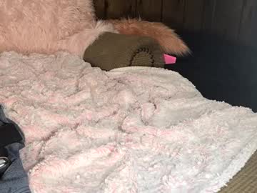 daisy_does_it's chat room