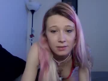 emmwarr1514's chat room