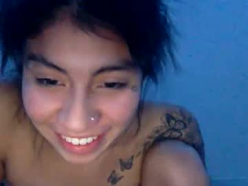 pretty_girl828687's chat room