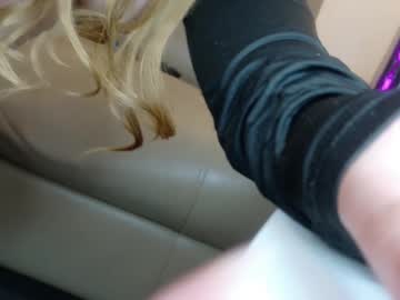 ohmysweetkitty's chat room