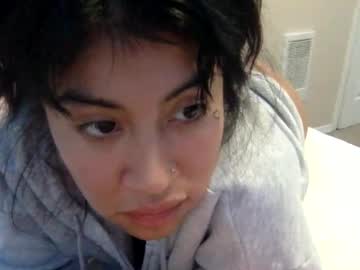 pretty_girl828687's chat room