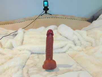 eatmygingersnapps's chat room