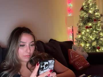 nicolelovesyou444's chat room