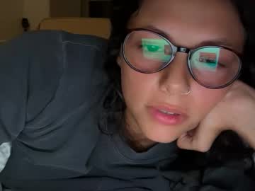 greasybangs's chat room