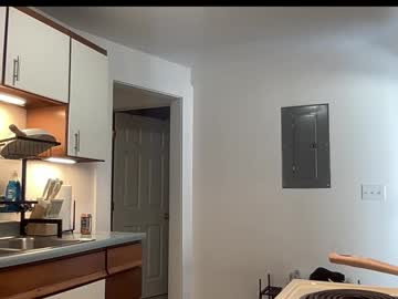 laylahlaylah1's chat room