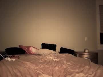 miamoorexo's chat room