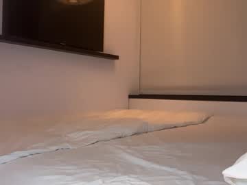 korinaluvv's chat room