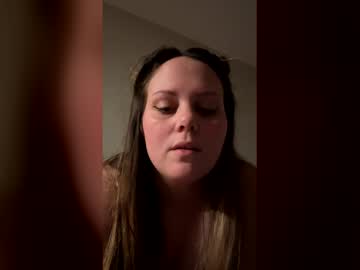 itsmeeeg's chat room