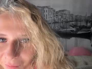 anyaa777's chat room