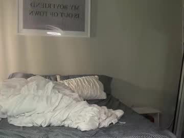 parisangel7's chat room