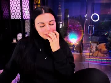 alma_pearl's chat room