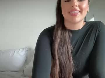 notsosweet21's chat room