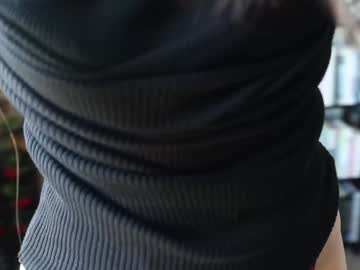 ellynaomi's chat room