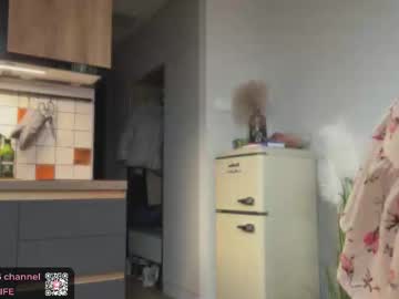 aileen__'s chat room