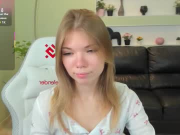 michafox's chat room