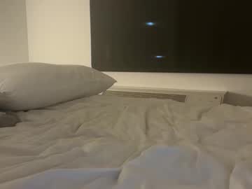 pollyyypocket's chat room