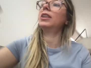 texas_blonde's chat room