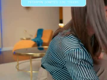 newchloe18's chat room